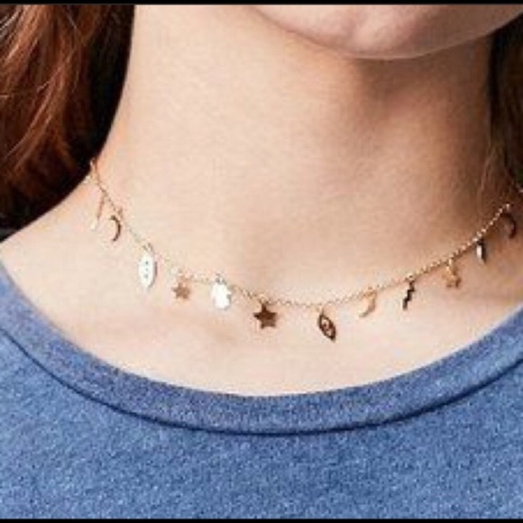 XSOLDX Urban Outfitters In The Stars Icon Necklace - Picture 4 of 9